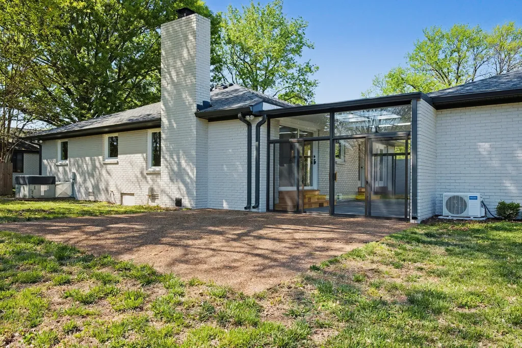 1707 Berkeley Street Murfreesboro TN 37129