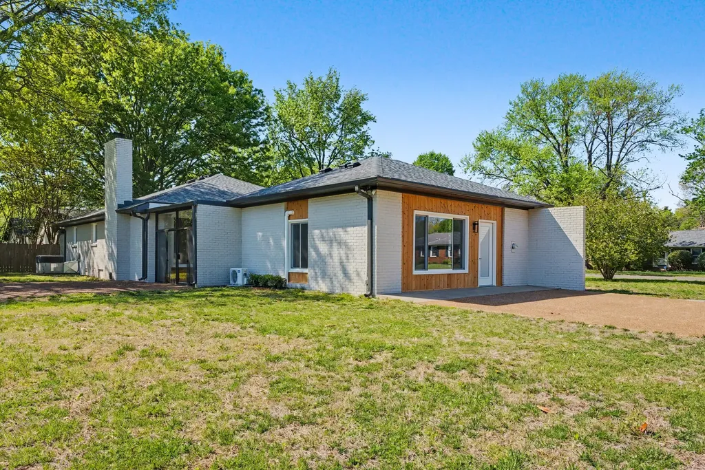 1707 Berkeley Street Murfreesboro TN 37129