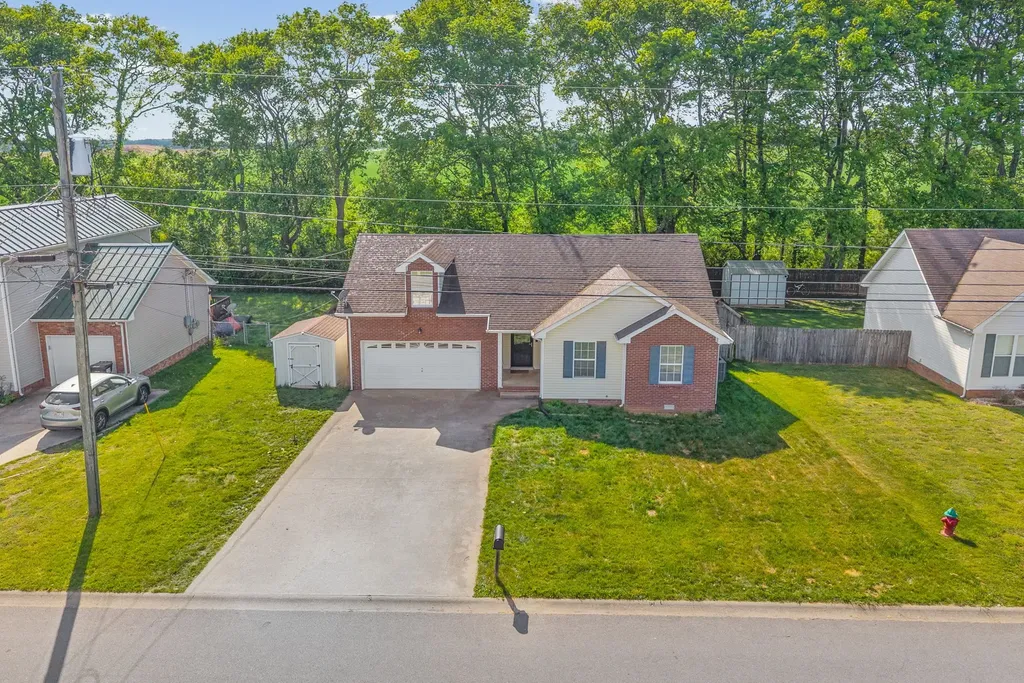 3553 Sandpiper Drive Clarksville TN 37042
