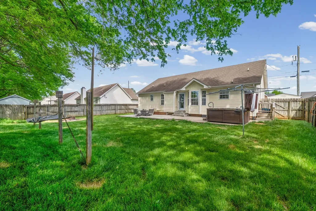 3553 Sandpiper Drive Clarksville TN 37042