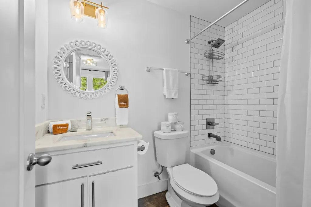 3802D Hutson Avenue Nashville TN 37216