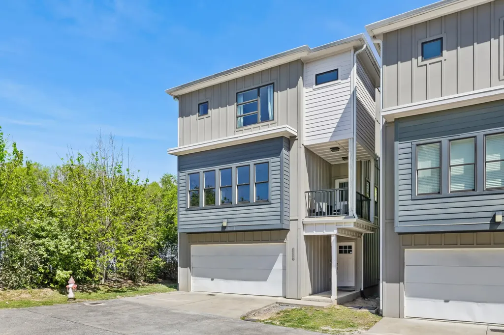 3802D Hutson Avenue Nashville TN 37216