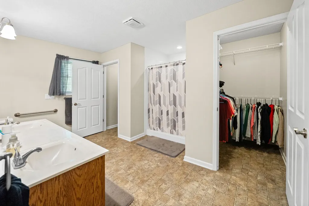 1038 Phillip Drive Portland TN 37148