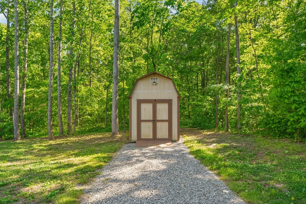 1038 Phillip Drive Portland TN 37148
