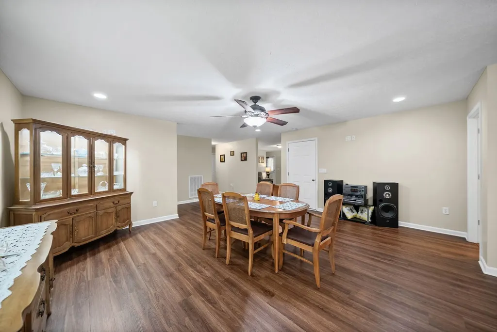 1038 Phillip Drive Portland TN 37148