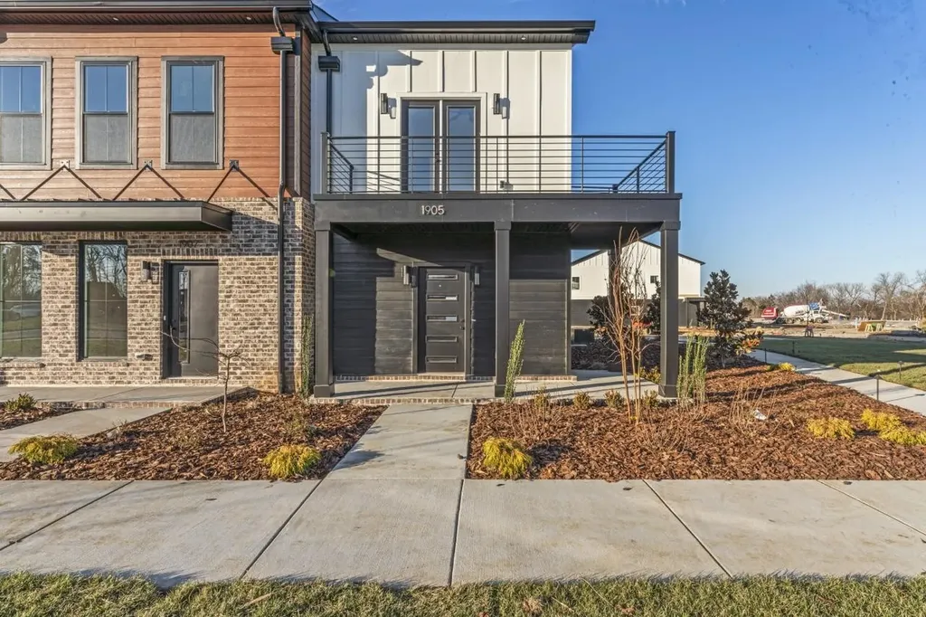 1317 Rebecca Johns Drive Murfreesboro TN 37128