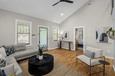 313 S 7th Street Nashville TN 37206