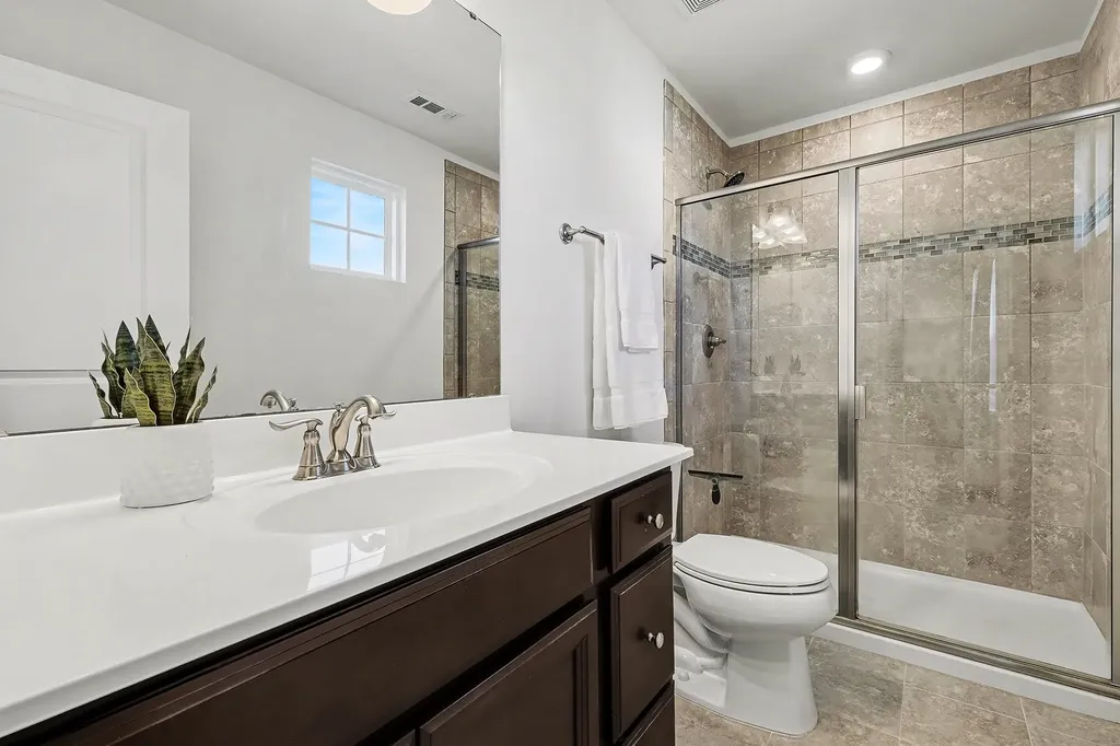 2813 Winterberry Drive Columbia TN 38401