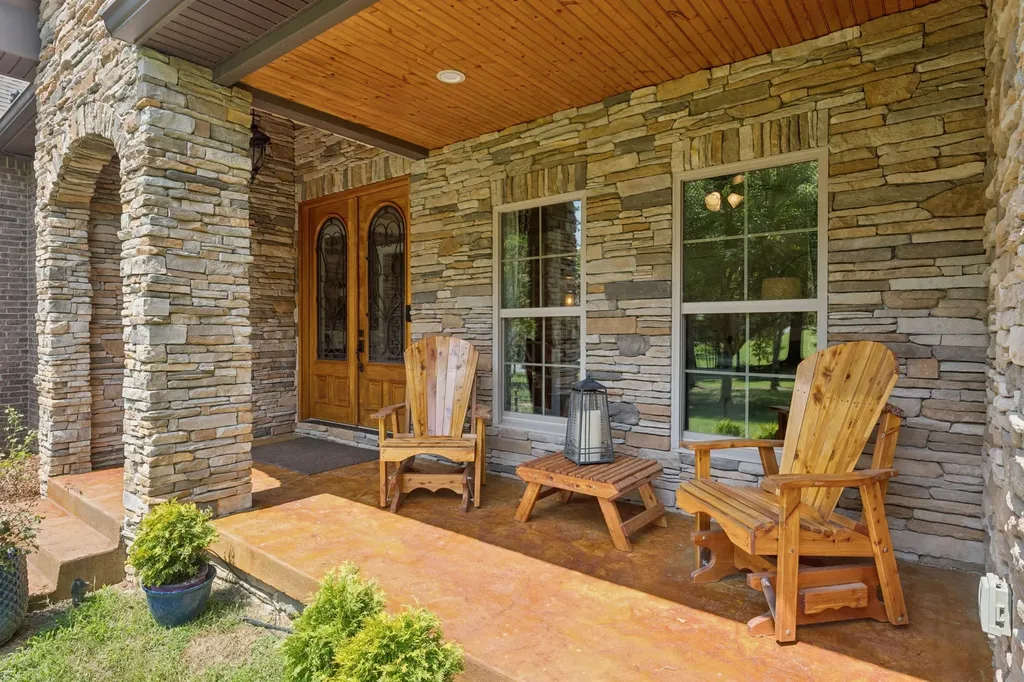 7270 Old Franklin Road Fairview TN 37062