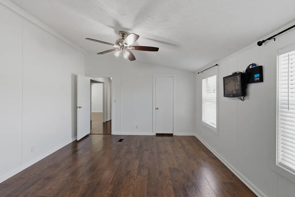 325 S Shore Drive Antioch TN 37013