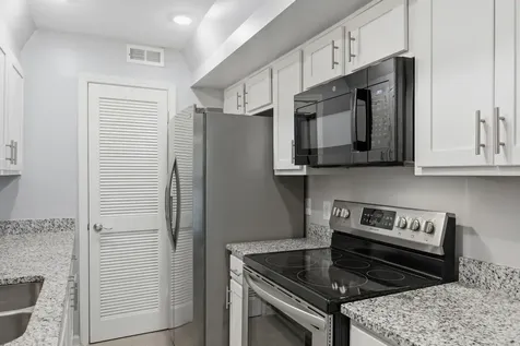 5025 Hillsboro Pike Nashville TN 37215