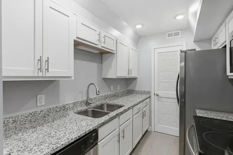 5025 Hillsboro Pike Nashville TN 37215