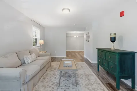 5025 Hillsboro Pike Nashville TN 37215