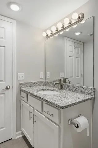 5025 Hillsboro Pike Nashville TN 37215