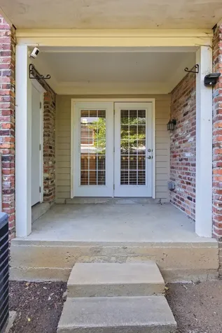 5025 Hillsboro Pike Nashville TN 37215