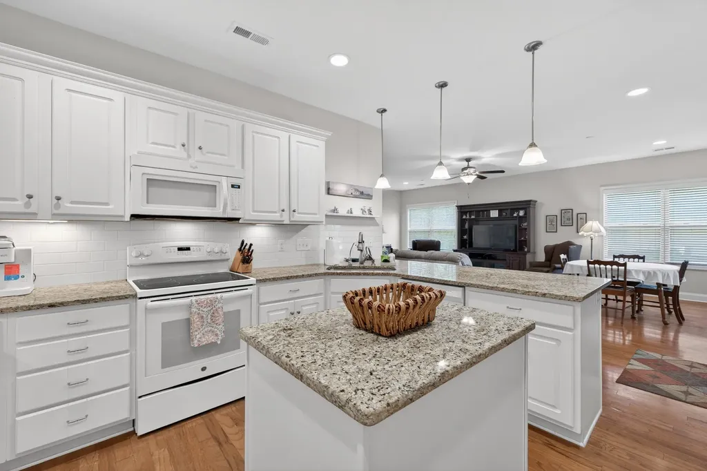 421 Bruce Drive Spring Hill TN 37174