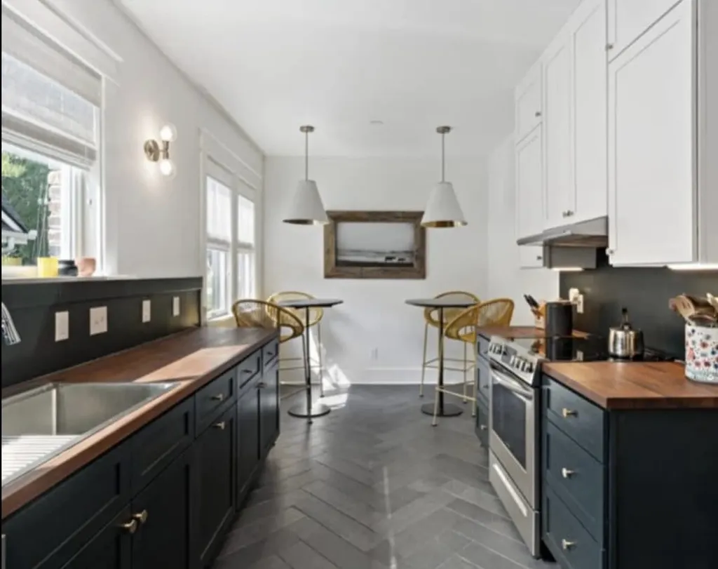 1002 Fairwin Avenue Nashville TN 37216