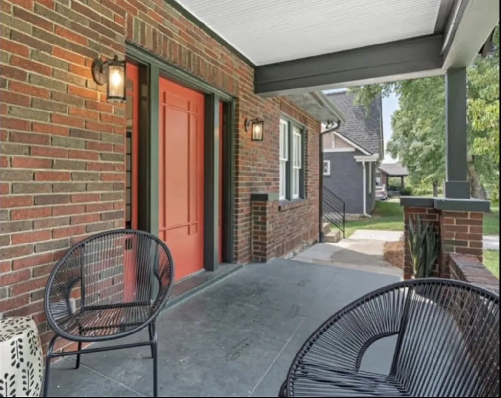1002 Fairwin Avenue Nashville TN 37216