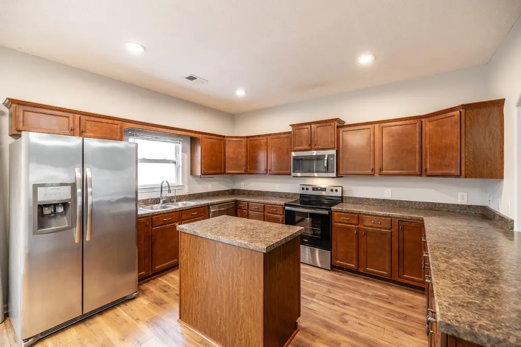 545 Callie Avenue Gallatin TN 37066