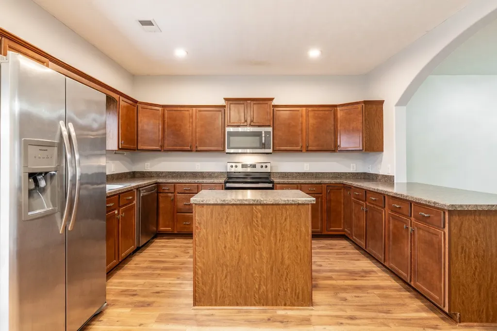 545 Callie Avenue Gallatin TN 37066