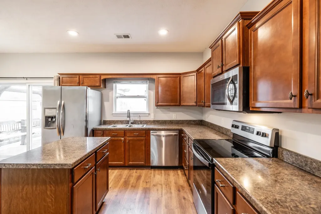 545 Callie Avenue Gallatin TN 37066