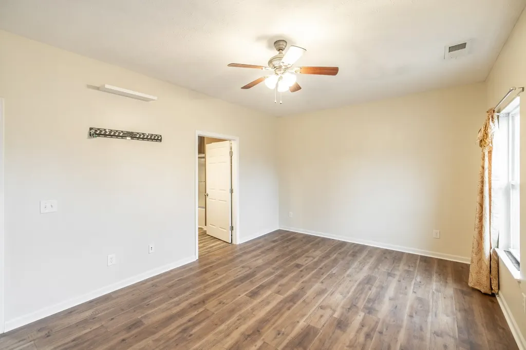 545 Callie Avenue Gallatin TN 37066