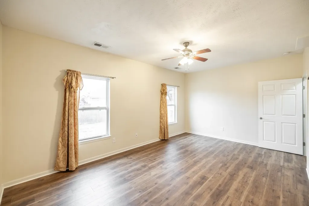 545 Callie Avenue Gallatin TN 37066