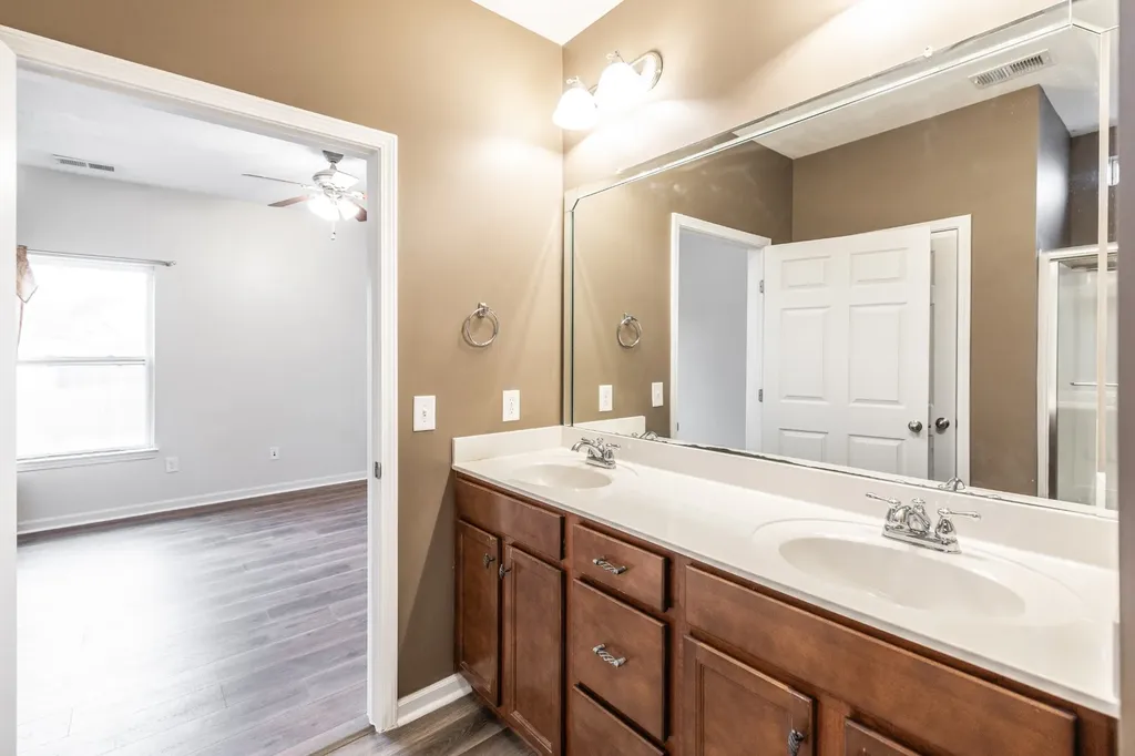 545 Callie Avenue Gallatin TN 37066