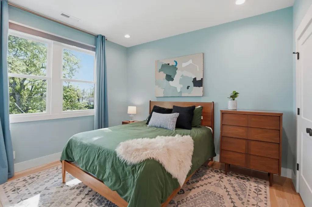 518 S 10th Street Nashville TN 37206