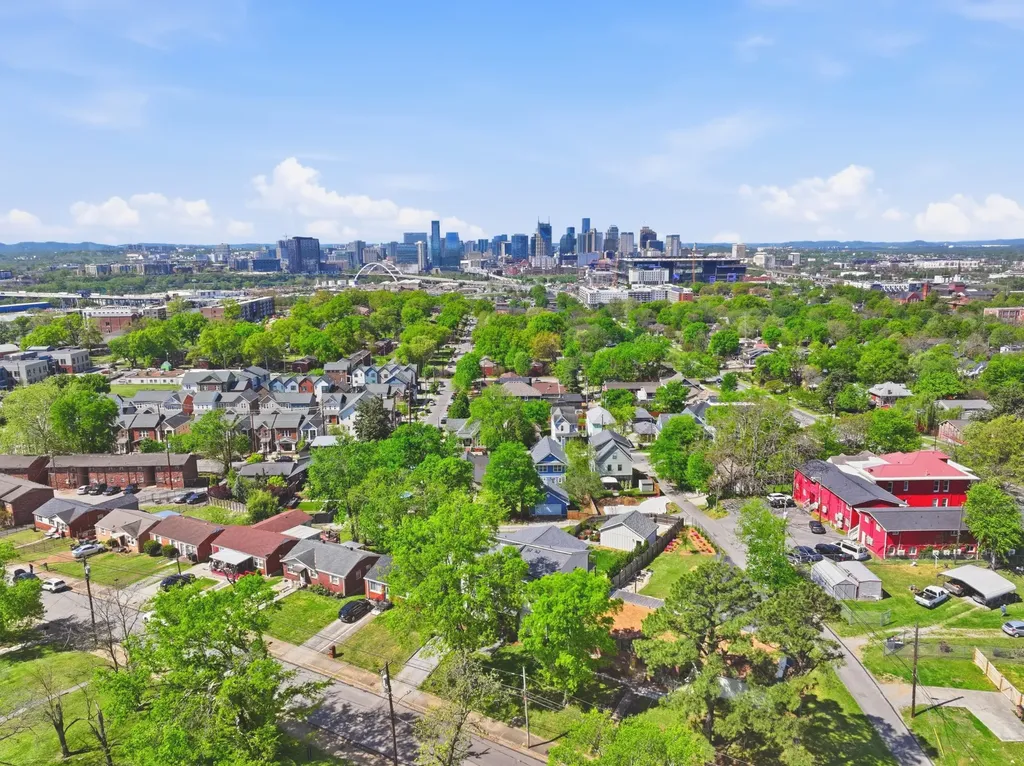 518 S 10th Street Nashville TN 37206