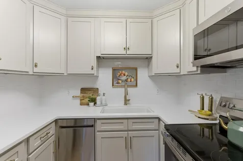 2116 Hobbs Road Nashville TN 37215