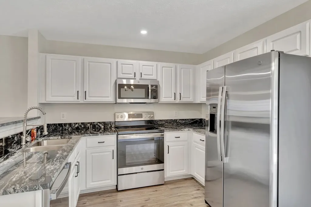 3395 Harpeth Springs Drive Nashville TN 37221