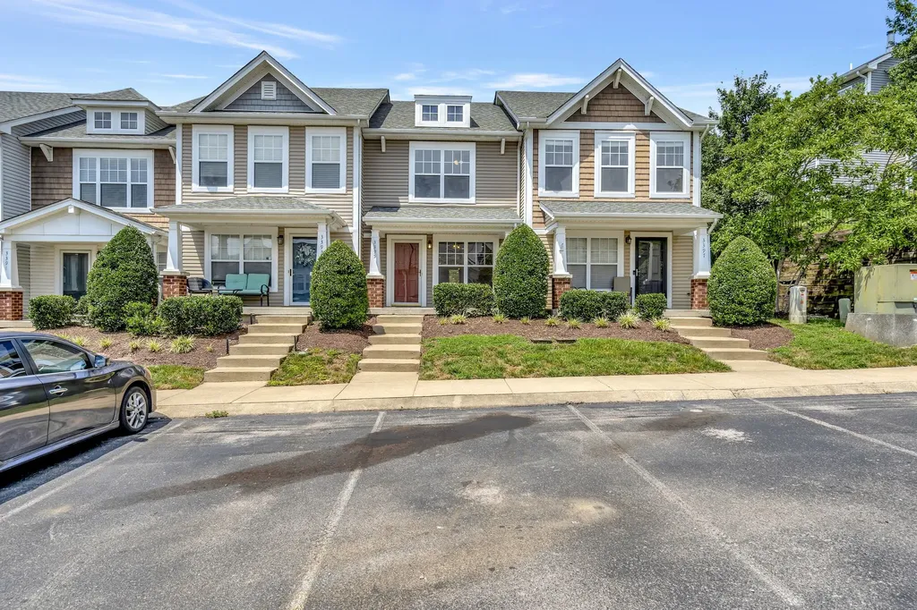 3395 Harpeth Springs Drive Nashville TN 37221