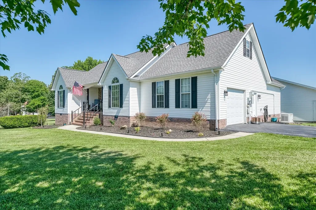 1036 Circle Drive Jamestown TN 38556