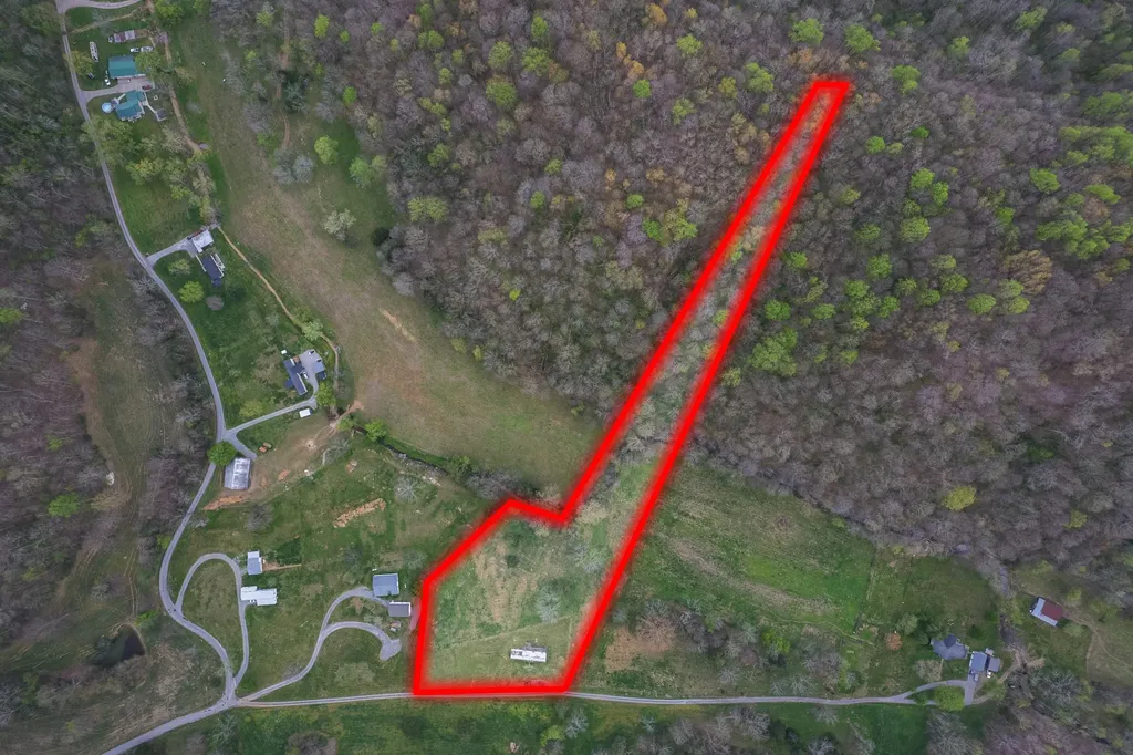 109 Creek Bend Lane Manchester TN 37355