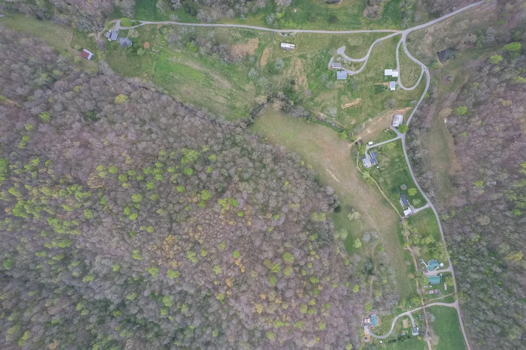109 Creek Bend Lane Manchester TN 37355