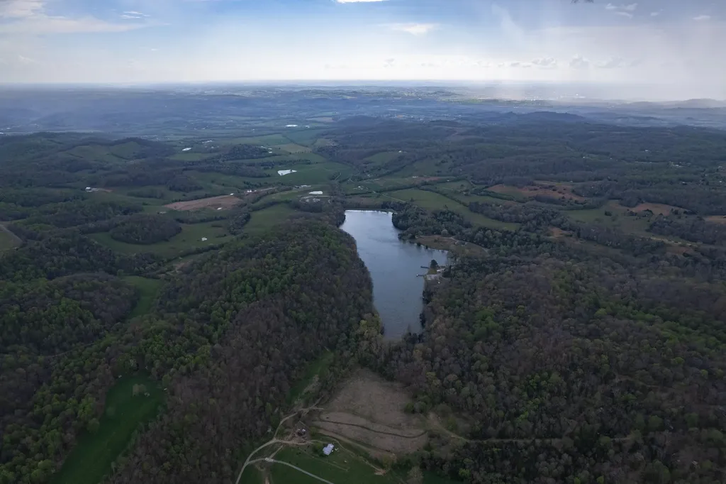 109 Creek Bend Lane Manchester TN 37355