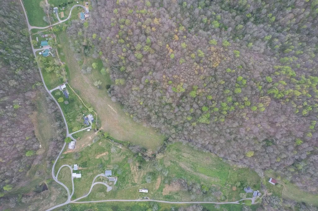 109 Creek Bend Lane Manchester TN 37355