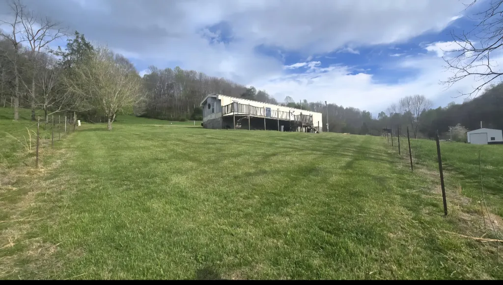 109 Creek Bend Lane Manchester TN 37355