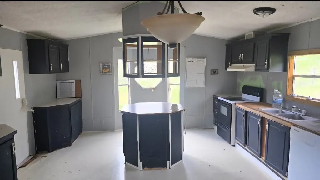 109 Creek Bend Lane Manchester TN 37355