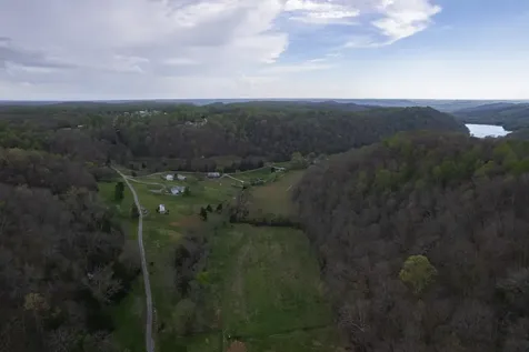 109 Creek Bend Lane Manchester TN 37355