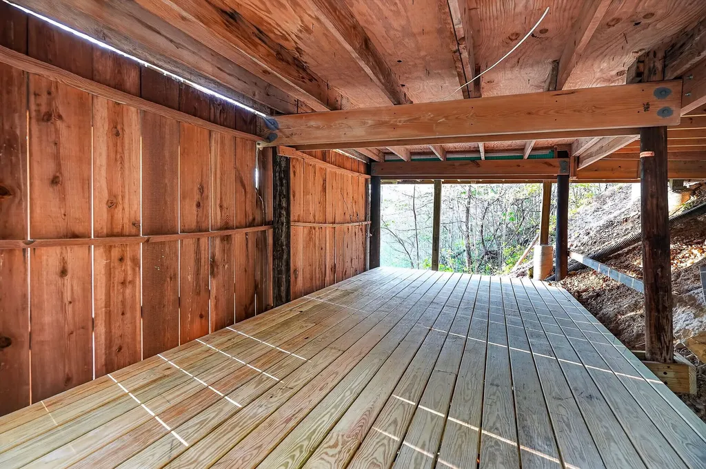 421 Alpine Drive Smithville TN 37166