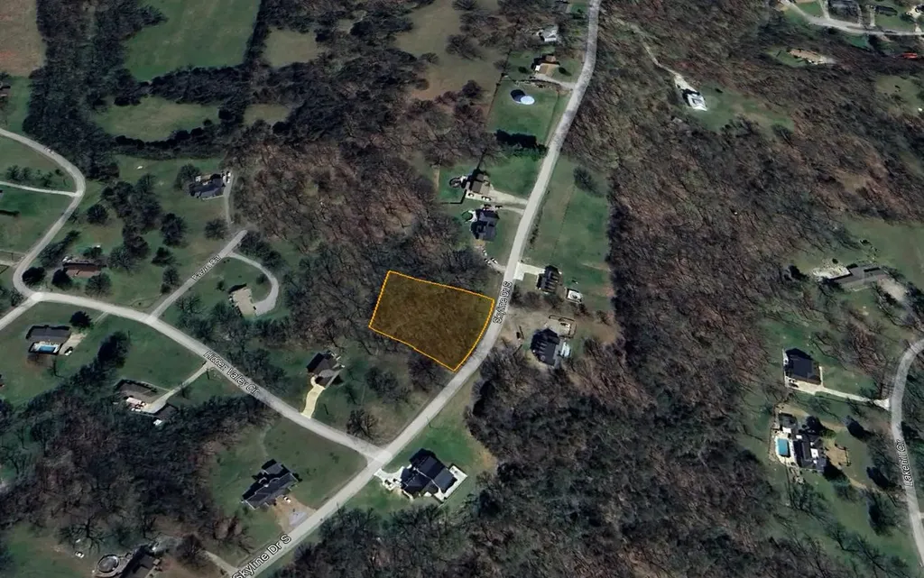 19 Skyline Dr, S Lewisburg TN 37091