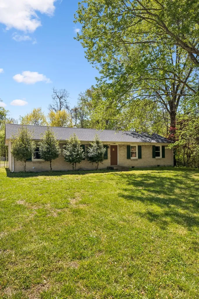248 Pine Mountain Road Clarksville TN 37042