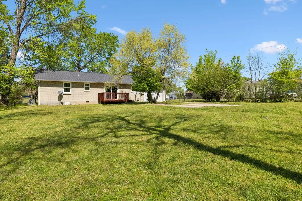 248 Pine Mountain Road Clarksville TN 37042