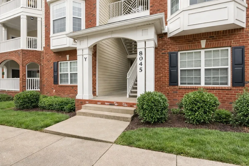 8045 Bienville Drive Nashville TN 37211