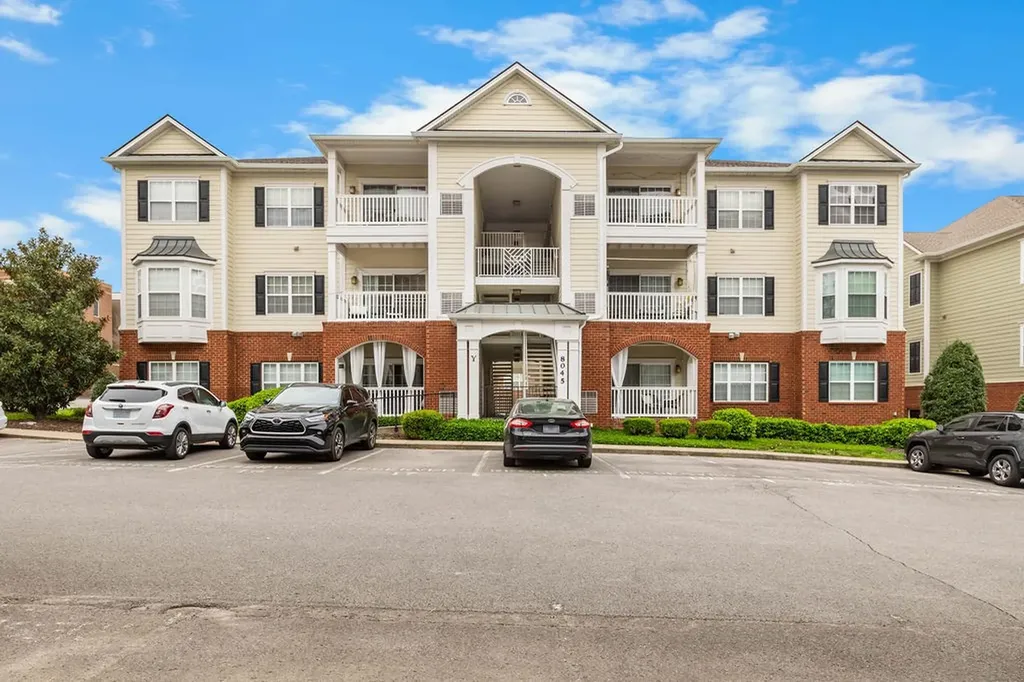 8045 Bienville Drive Nashville TN 37211