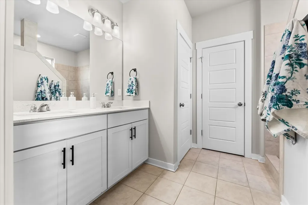324 Whisper Wood Way Lebanon TN 37087
