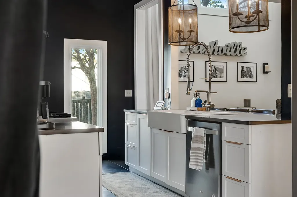 1017 Halcyon Avenue Nashville TN 37204