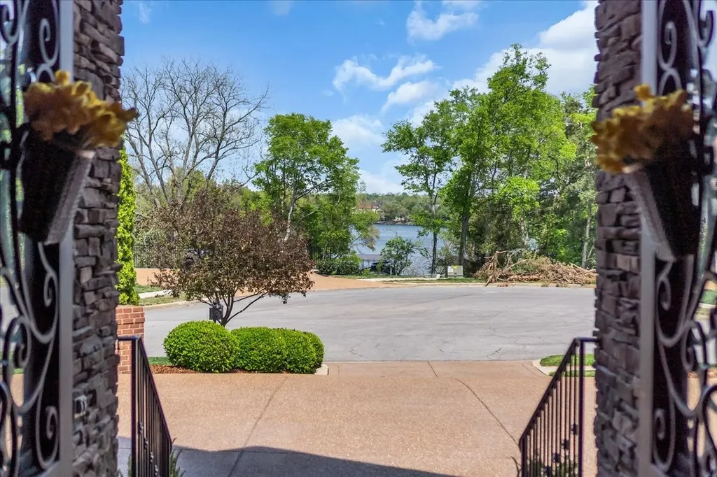 1055 Litchfield Place Gallatin TN 37066